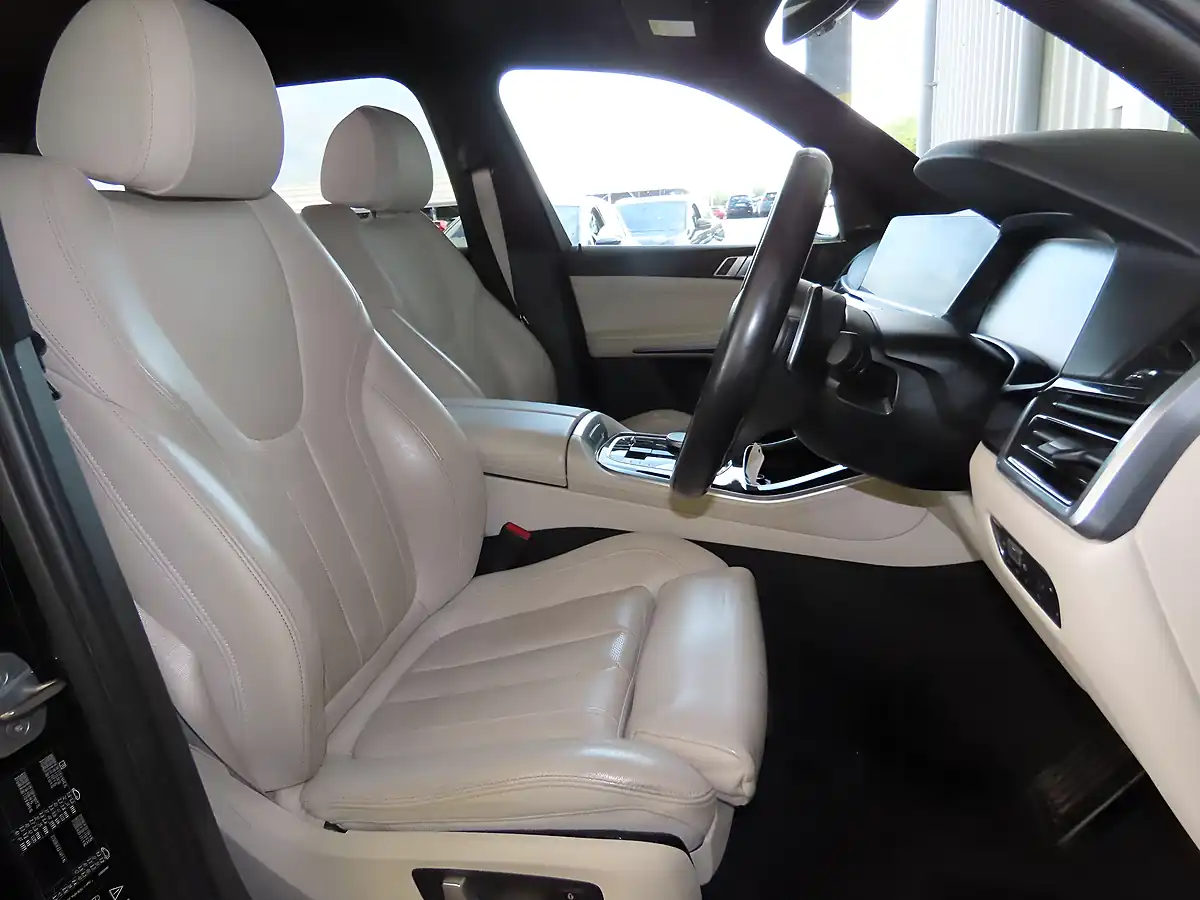 Used 2019 BMW X5 M Sport Black - Interior and Exterior details 7