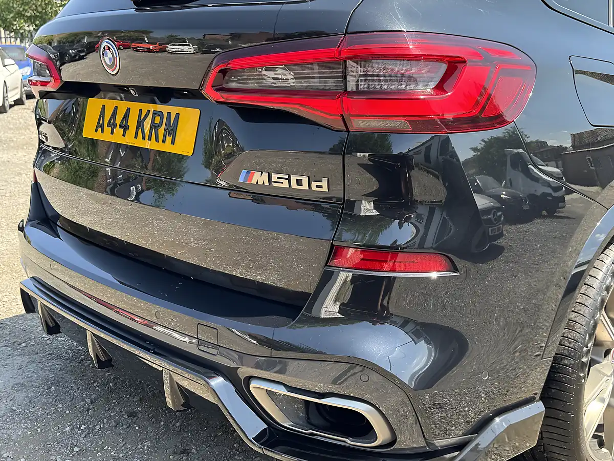 Used 2019 BMW X5 M Sport Black - Interior and Exterior details 12