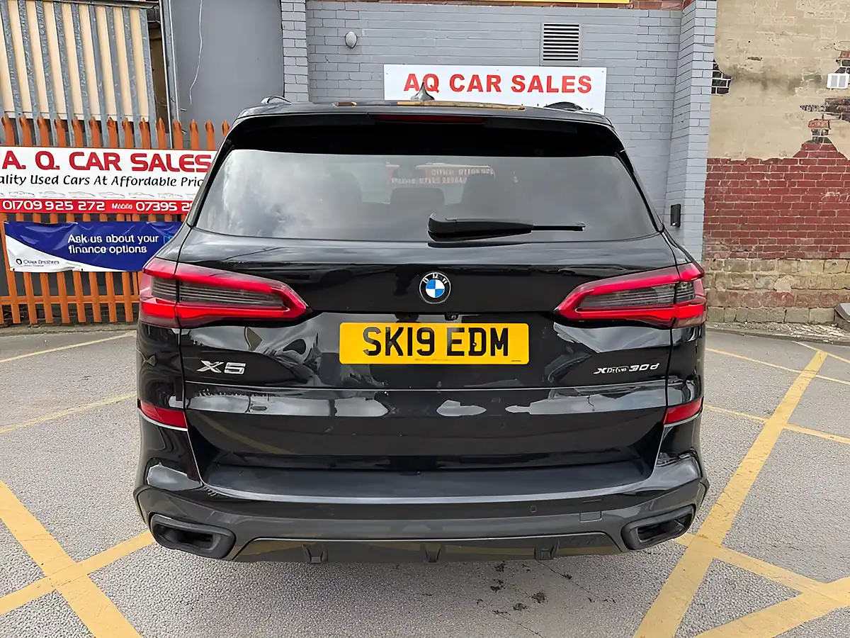 Used 2019 BMW X5 M Sport Black - Interior and Exterior details 6