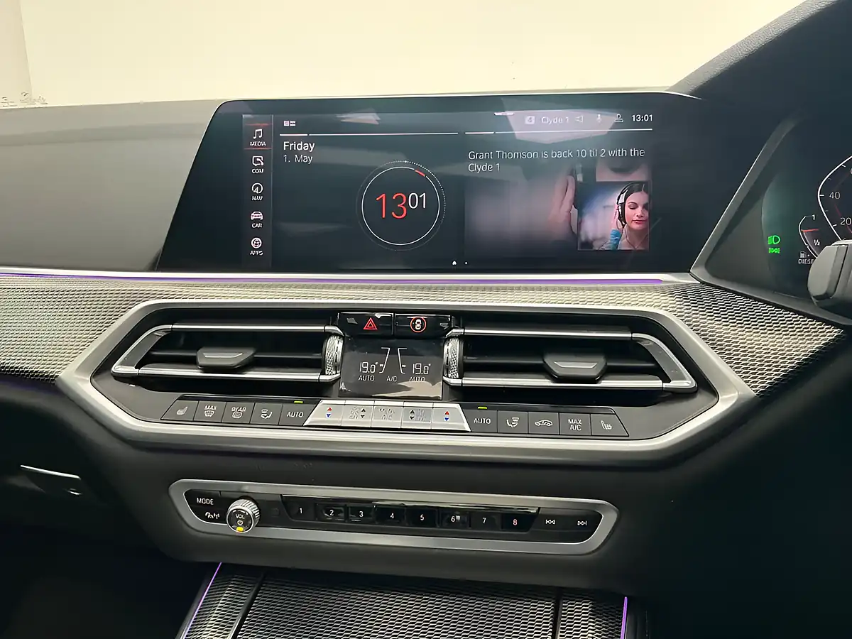 Used 2019 BMW X5 M Sport Black - Interior and Exterior details 9