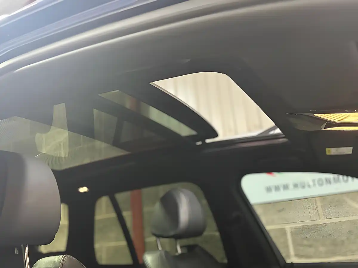 Used 2019 BMW X5 M Sport Blue - Interior and Exterior details 13