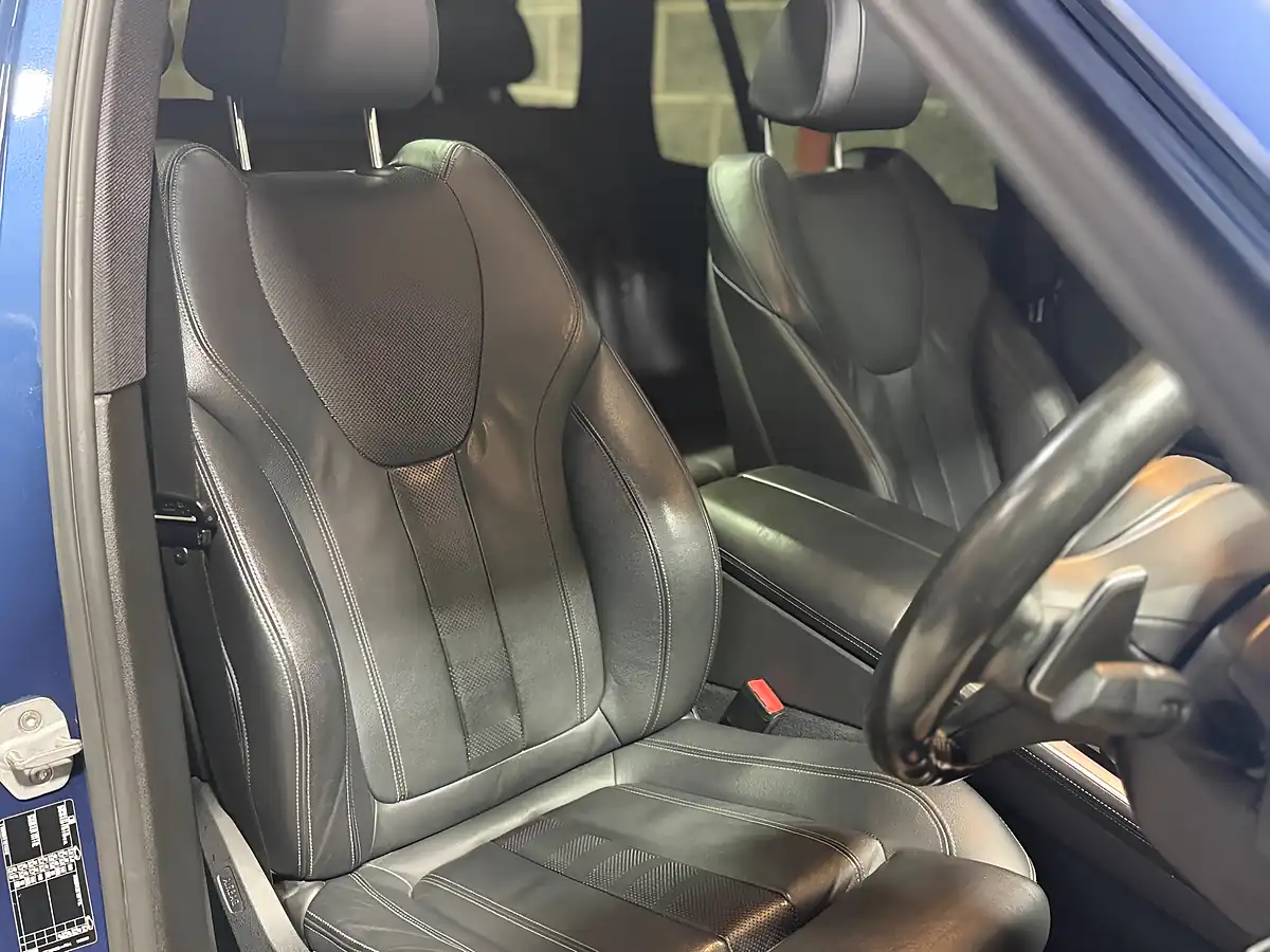 Used 2019 BMW X5 M Sport Blue - Interior and Exterior details 14