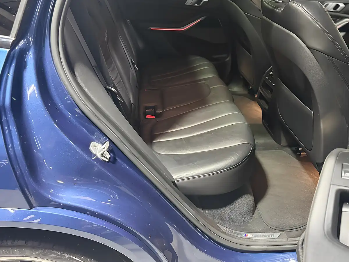 Used 2019 BMW X5 M Sport Blue - Interior and Exterior details 15