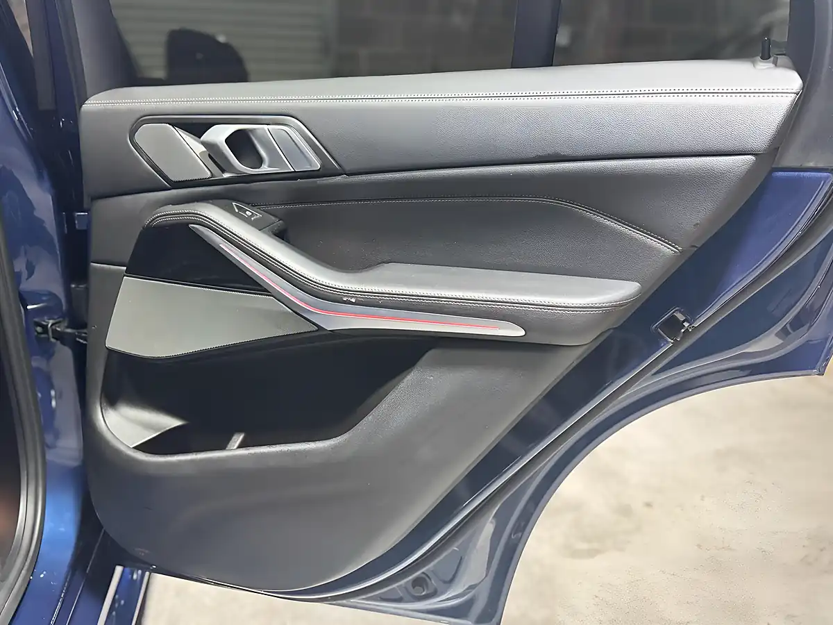 Used 2019 BMW X5 M Sport Blue - Interior and Exterior details 19