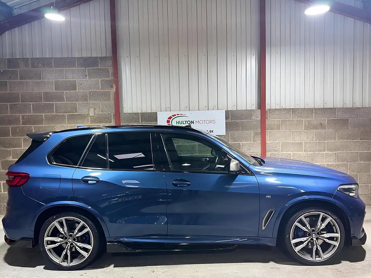 Used 2019 BMW X5 M Sport Blue - Interior and Exterior details 5