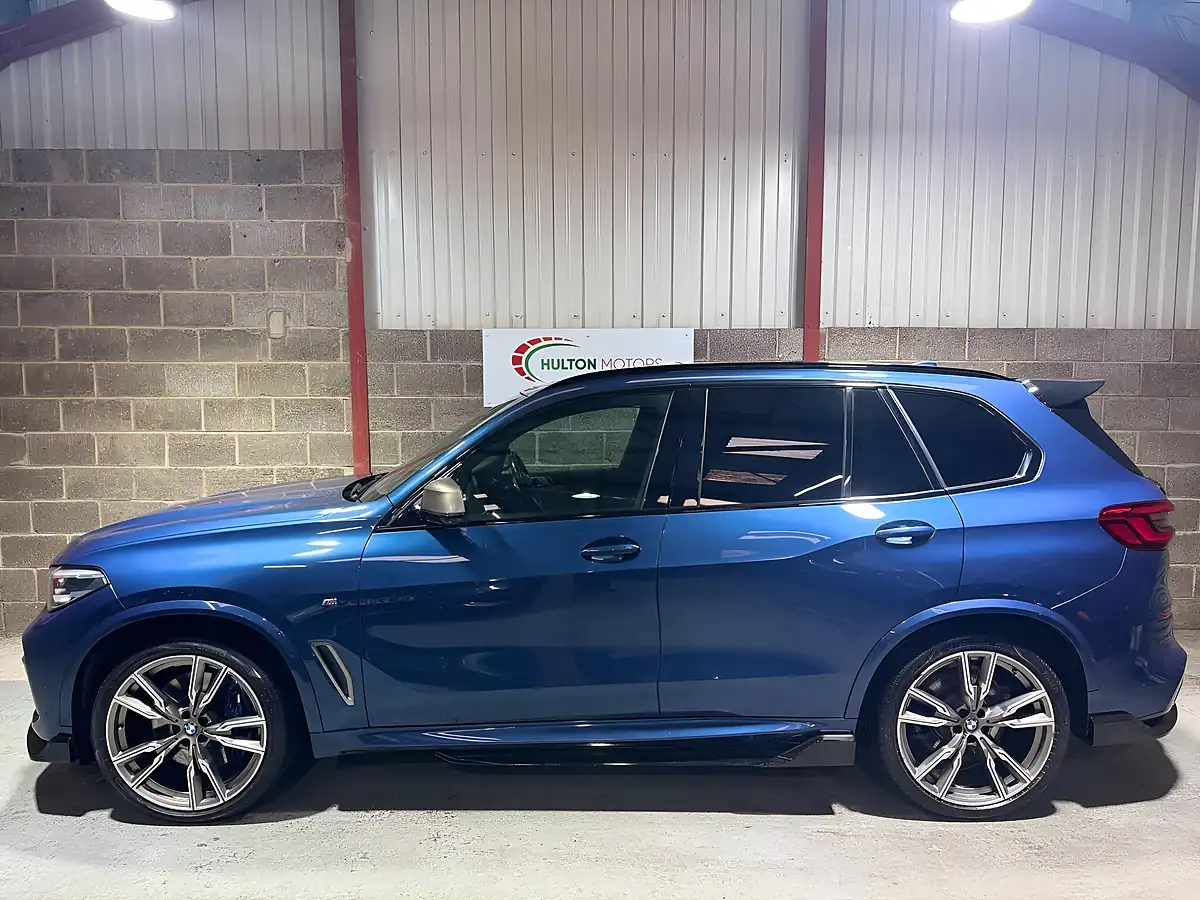 Used 2019 BMW X5 M Sport Blue - Interior and Exterior details 6