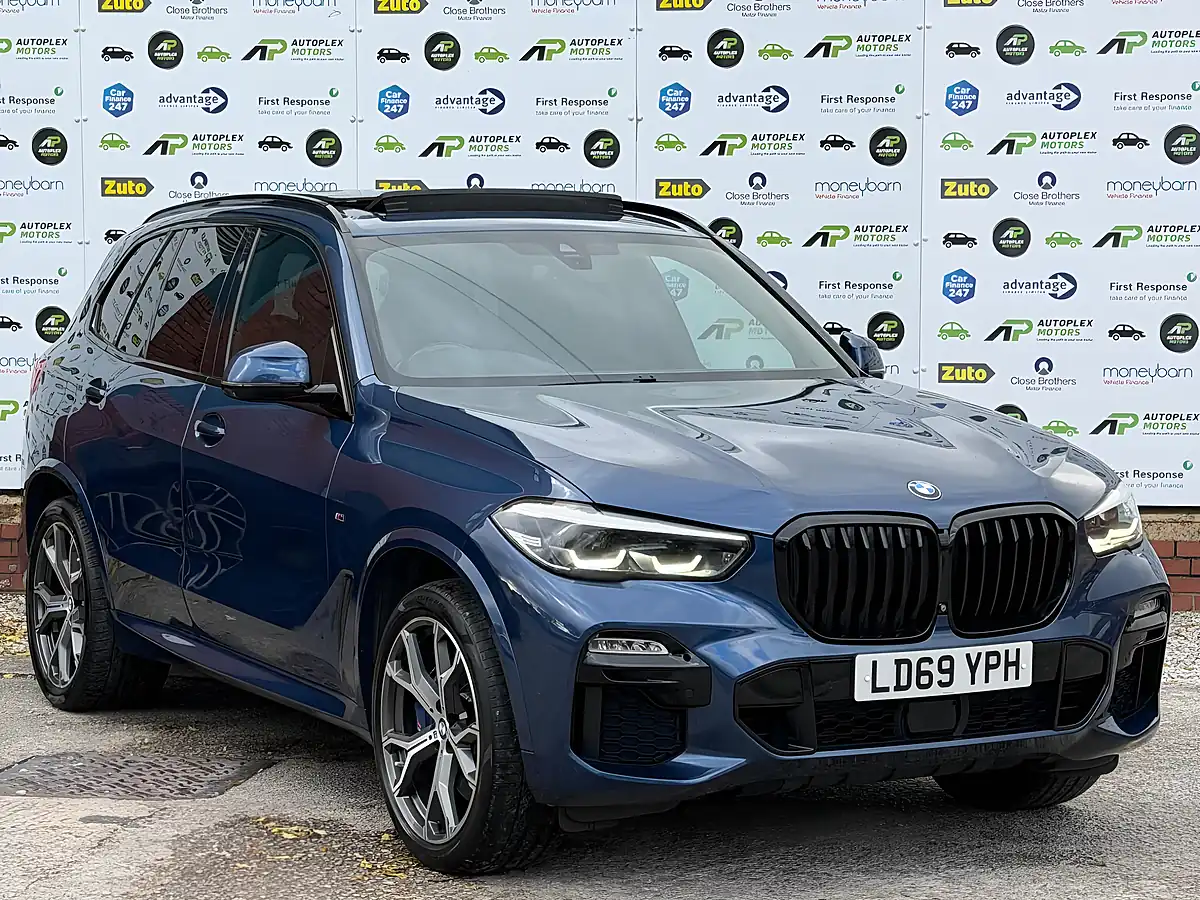 Used 2019 BMW X5 M Sport Blue - Interior and Exterior details 2