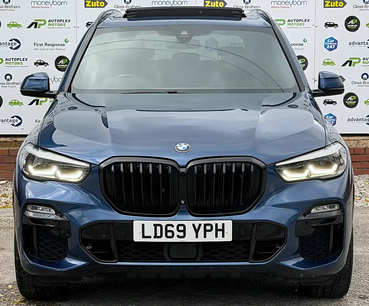 Used 2019 BMW X5 M Sport Blue - Interior and Exterior details 4