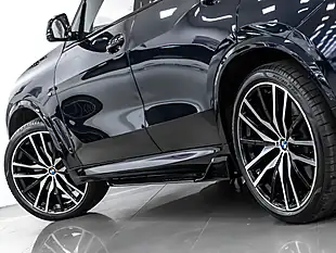Used 2019 BMW X5 M Sport Carbon Black - Interior and Exterior details 10