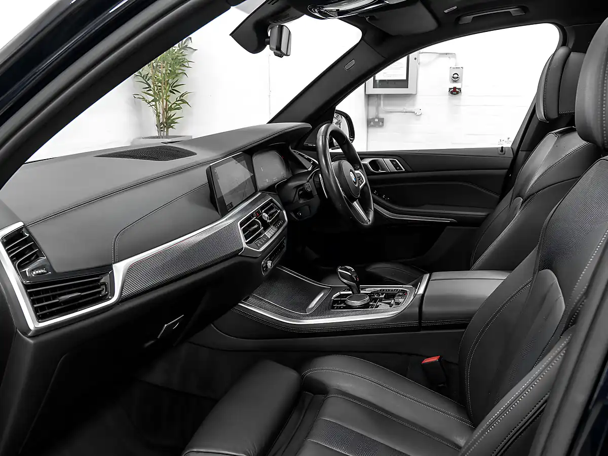 Used 2019 BMW X5 M Sport Carbon Black - Interior and Exterior details 12
