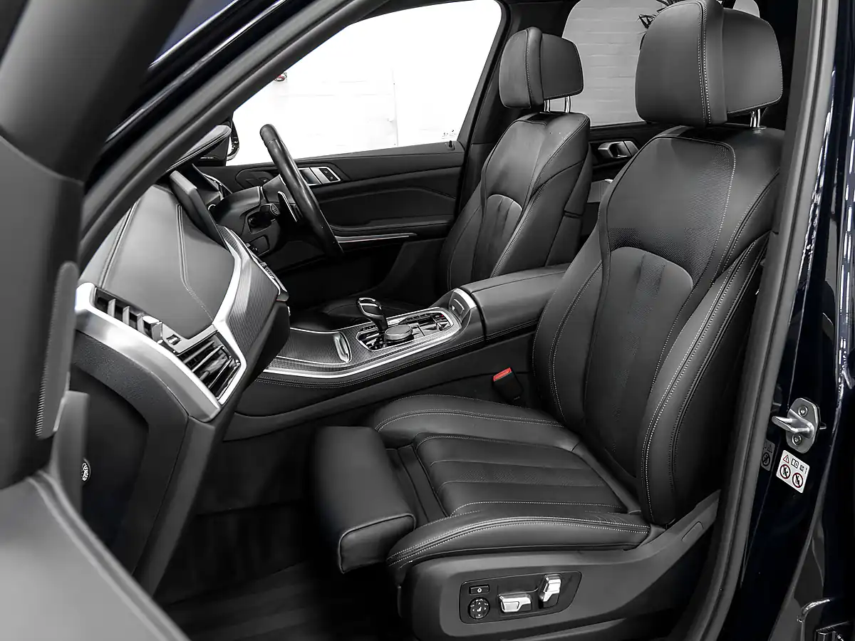 Used 2019 BMW X5 M Sport Carbon Black - Interior and Exterior details 13