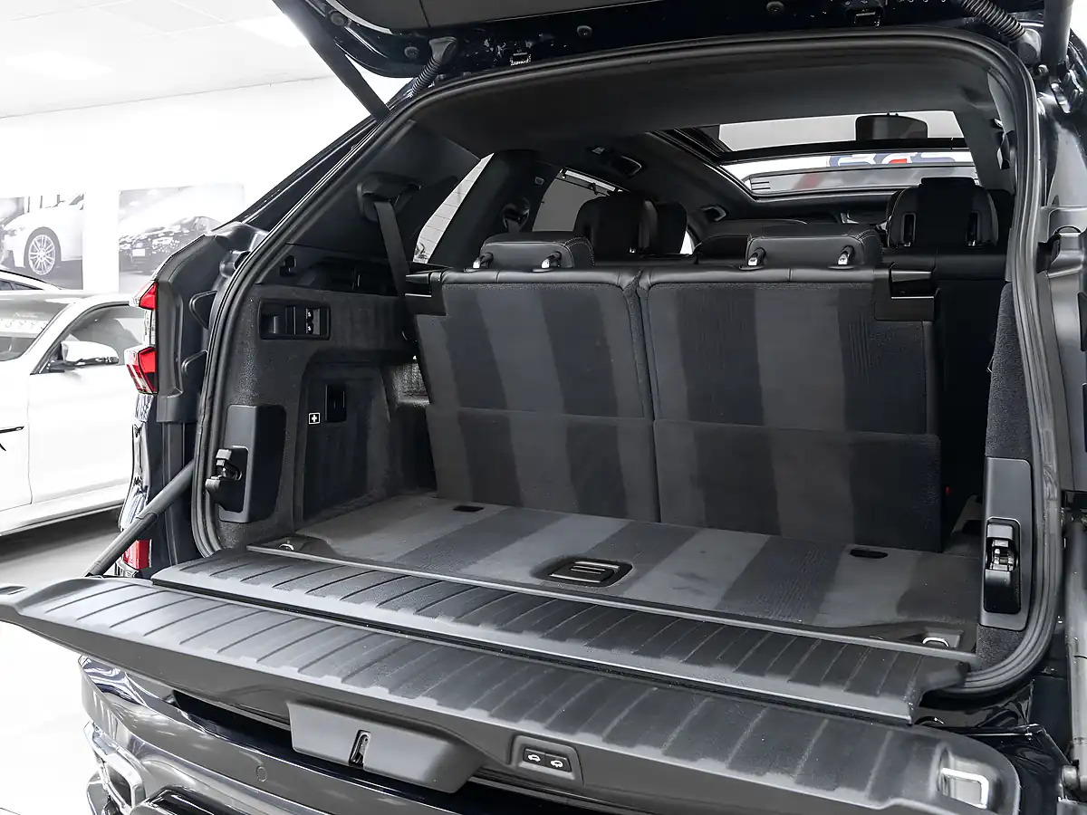 Used 2019 BMW X5 M Sport Carbon Black - Interior and Exterior details 15