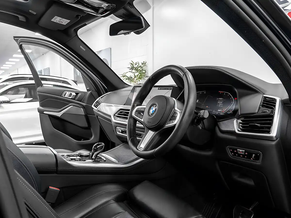 Used 2019 BMW X5 M Sport Carbon Black - Interior and Exterior details 16