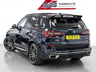 Used 2019 BMW X5 M Sport Carbon Black - Interior and Exterior details 9
