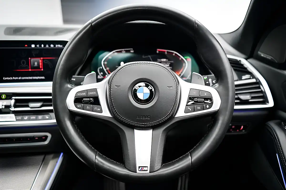 Used 2019 BMW X5 M Sport Carbon Black - Interior and Exterior details 16