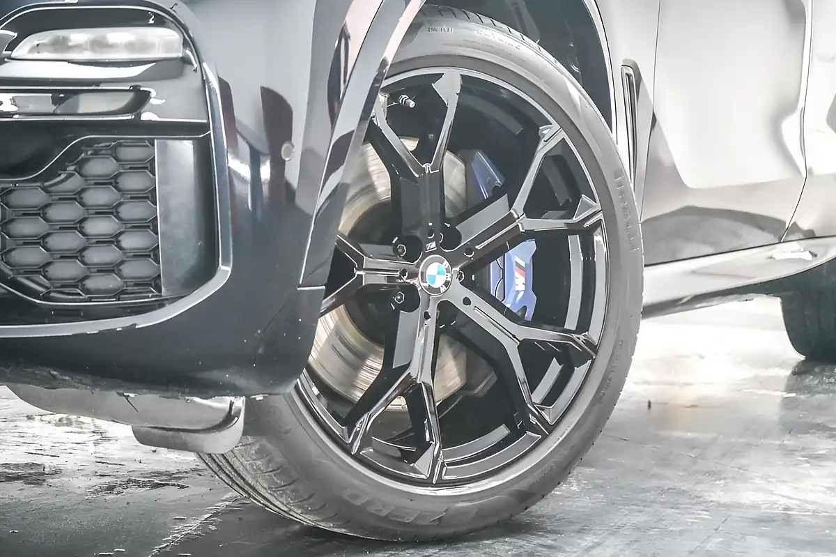 Used 2019 BMW X5 M Sport Carbon Black - Interior and Exterior details 2