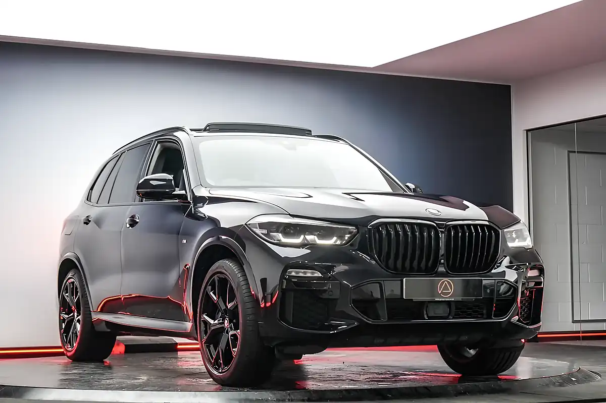 Used 2019 BMW X5 M Sport Carbon Black - Interior and Exterior details 7