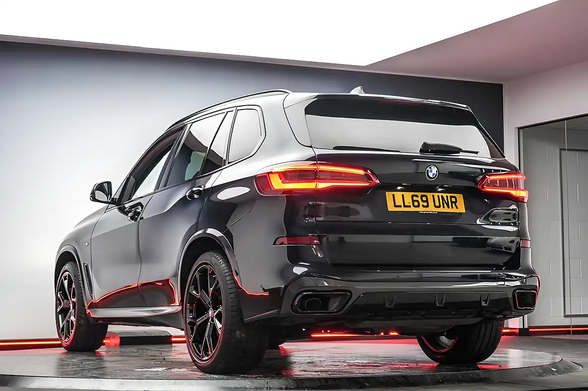 Used 2019 BMW X5 M Sport Carbon Black - Interior and Exterior details 8