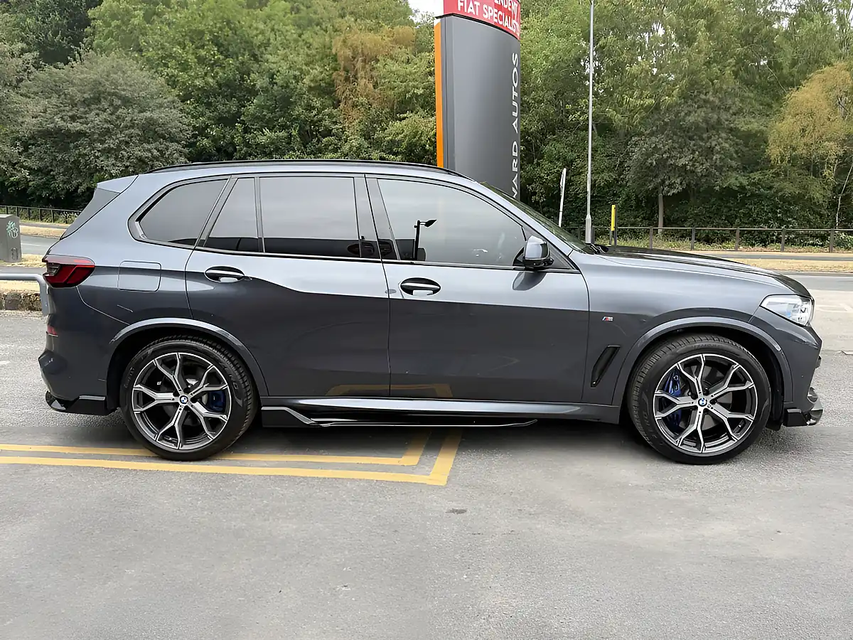 Used 2019 BMW X5 M Sport Grey - Interior and Exterior details 10