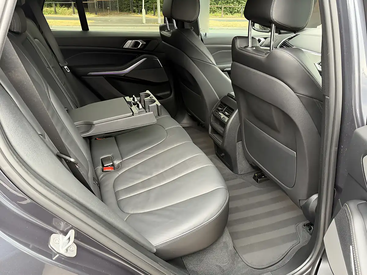 Used 2019 BMW X5 M Sport Grey - Interior and Exterior details 16