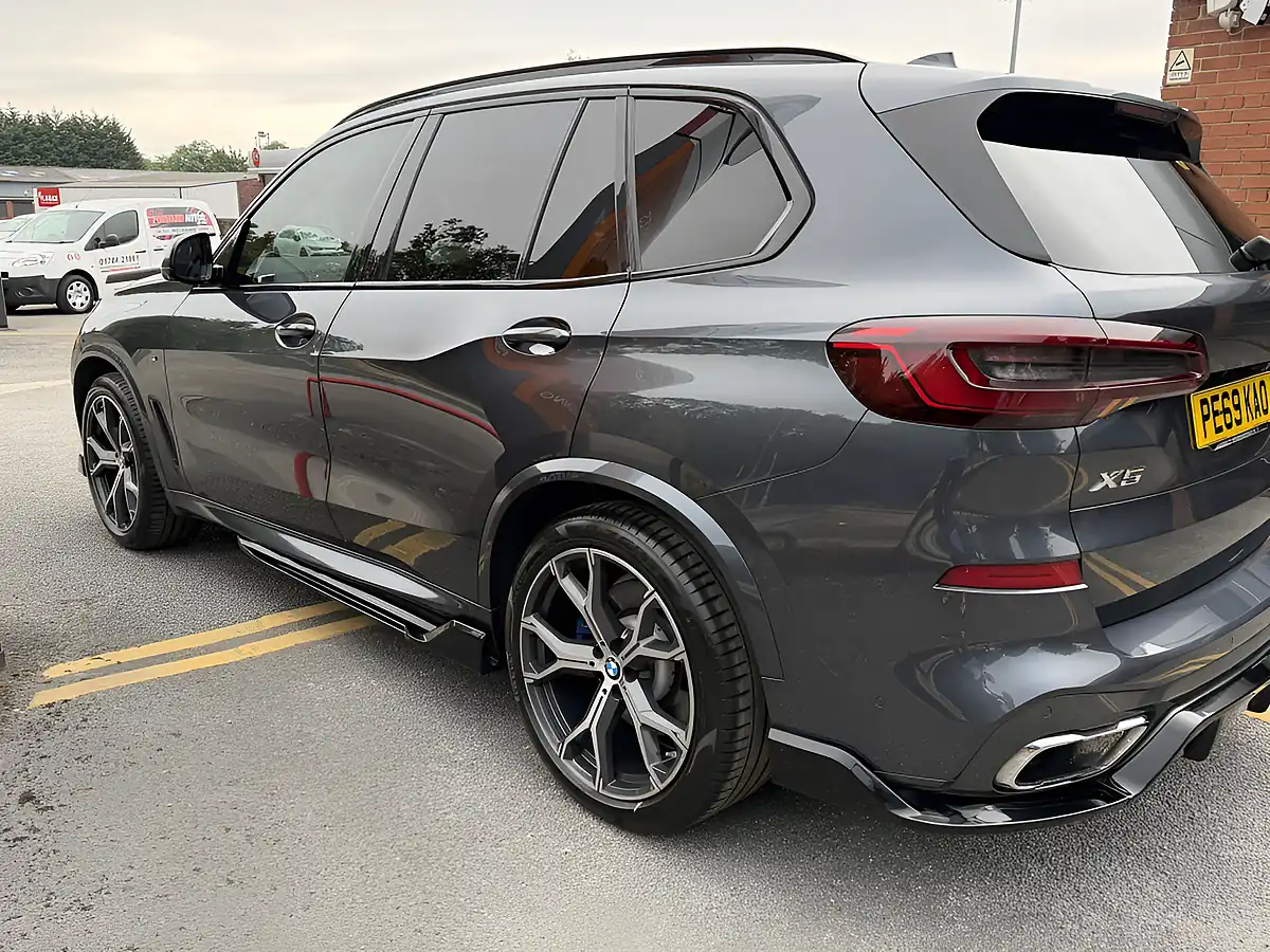 Used 2019 BMW X5 M Sport Grey - Interior and Exterior details 17
