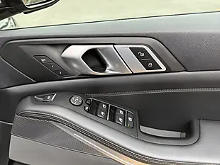 Used 2019 BMW X5 M Sport Grey - Interior and Exterior details 4