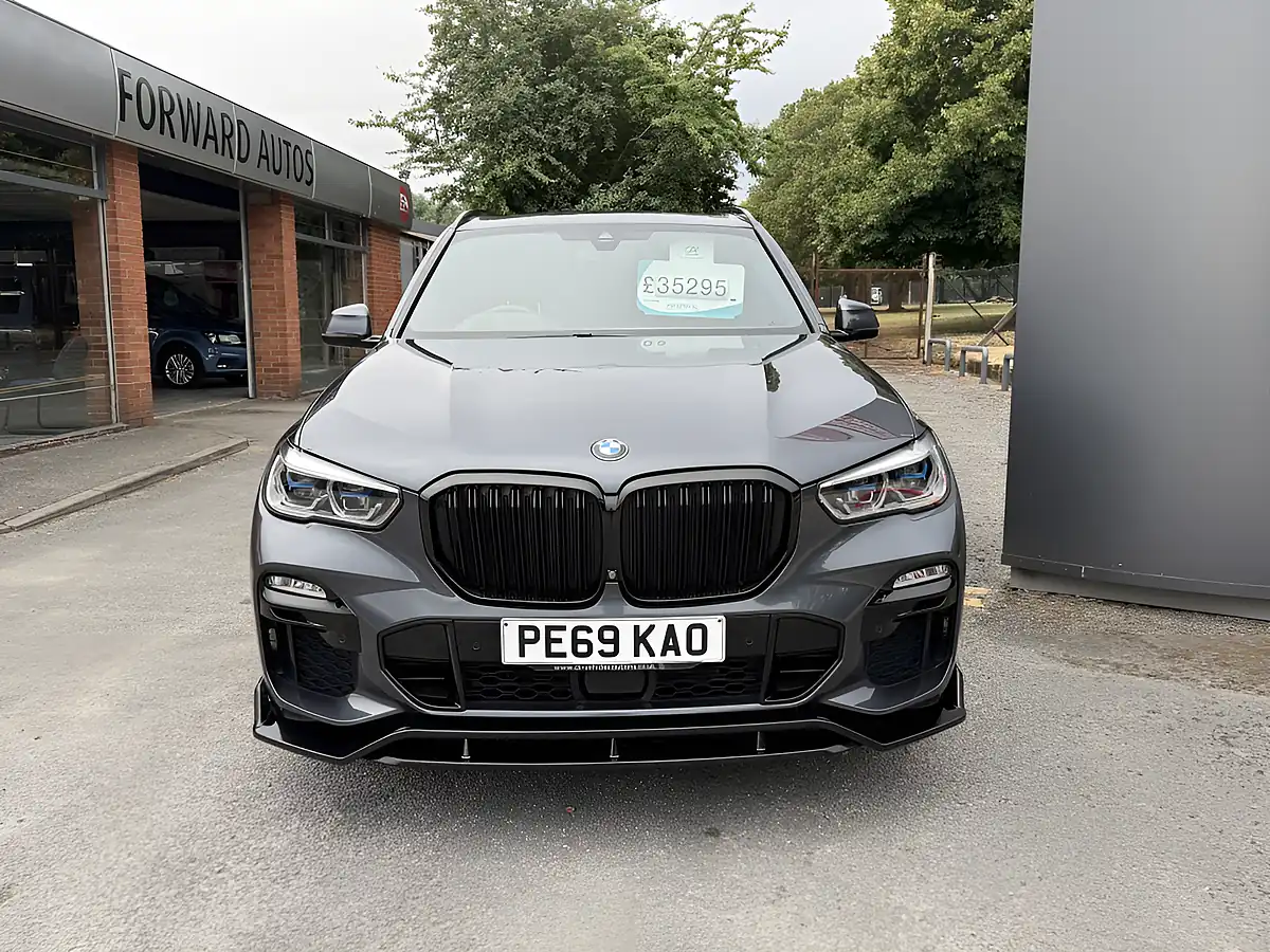 Used 2019 BMW X5 M Sport Grey - Interior and Exterior details 5