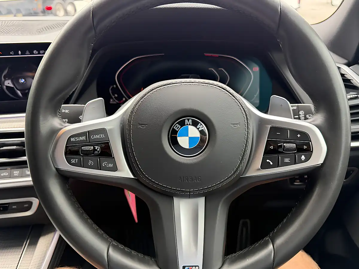 Used 2019 BMW X5 M Sport Grey - Interior and Exterior details 6