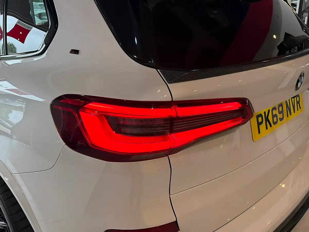 Used 2019 BMW X5 M Sport White - Interior and Exterior details 6