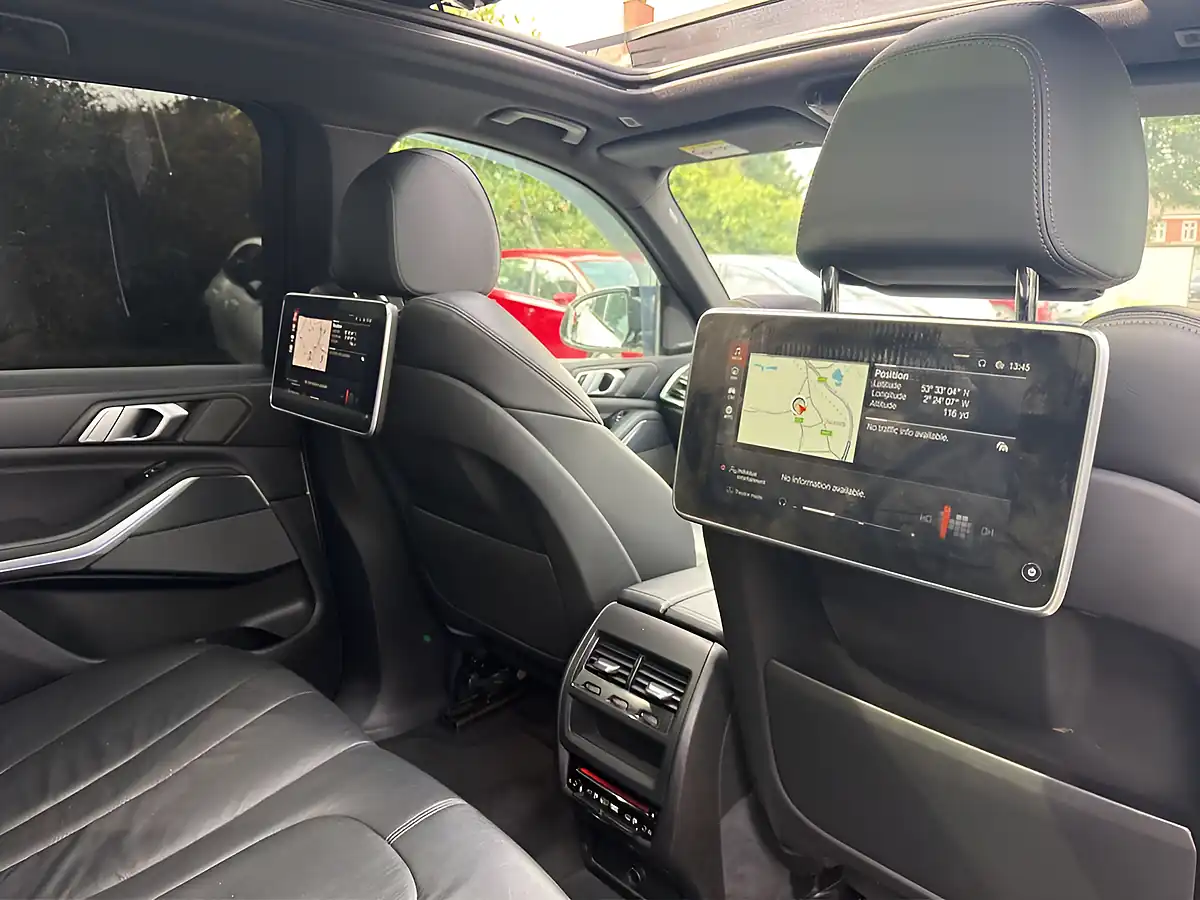 Used 2019 BMW X5 M Sport White - Interior and Exterior details 19