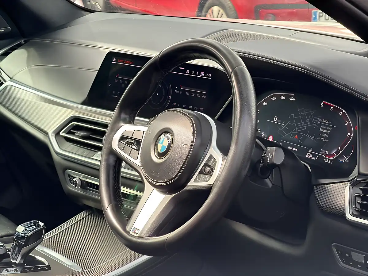 Used 2019 BMW X5 M Sport White - Interior and Exterior details 20