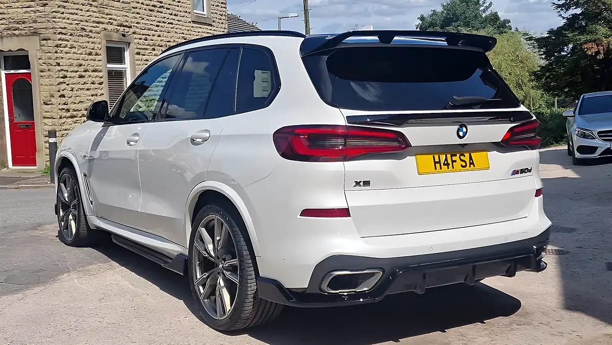 Used 2019 BMW X5 M Sport White - Interior and Exterior details 7