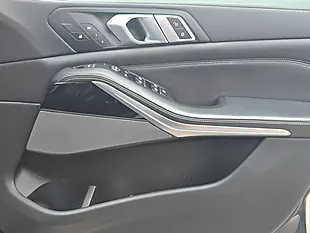 Used 2019 BMW X5 Xdrive Black - Interior and Exterior details 15