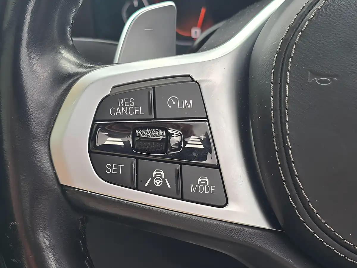 Used 2019 BMW X5 Xdrive Black - Interior and Exterior details 19
