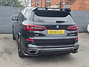 Used 2019 BMW X5 Xdrive Black - Interior and Exterior details 8