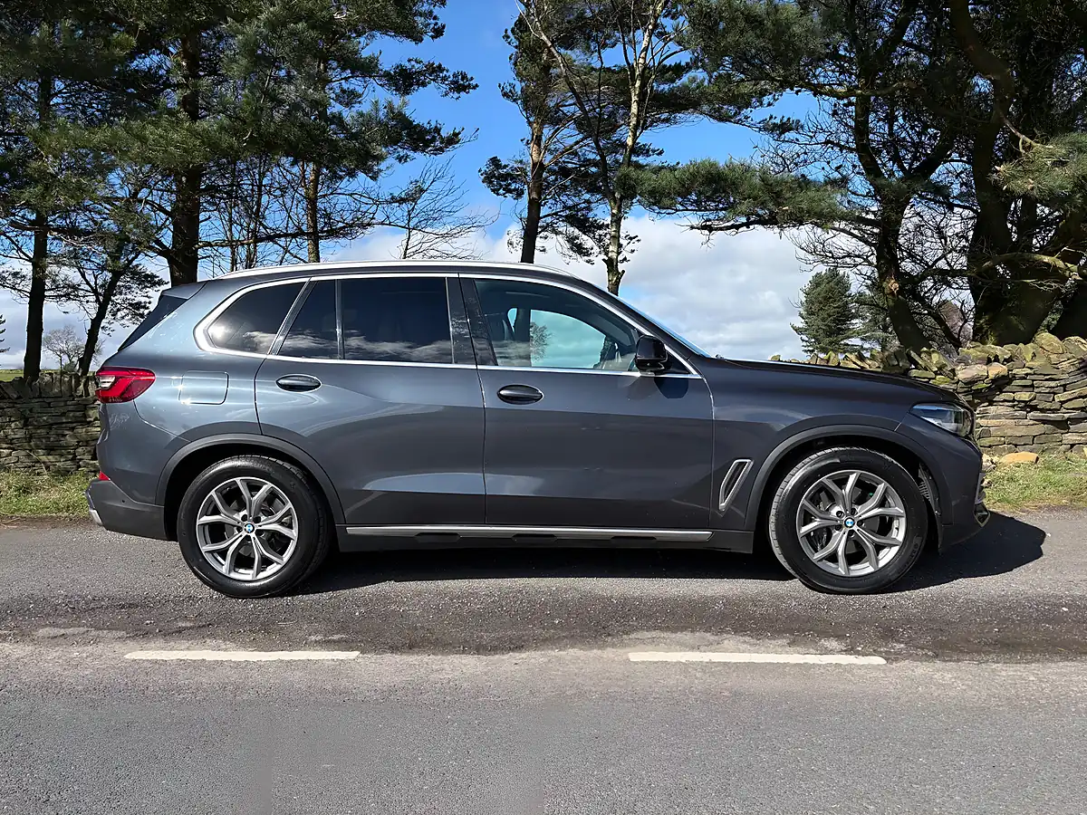 Used 2019 BMW X5 Xline Grey - Interior and Exterior details 4