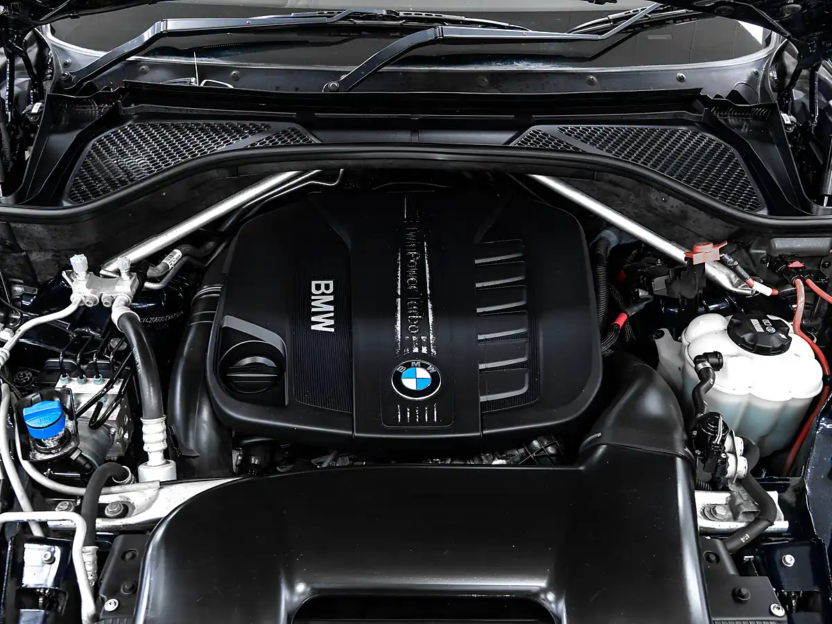 Used 2019 BMW X6 M Sport Carbon Black - Interior and Exterior details 15
