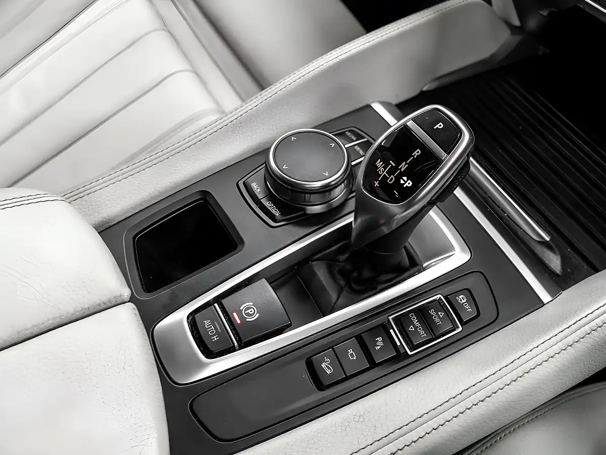 Used 2019 BMW X6 M Sport Carbon Black - Interior and Exterior details 17
