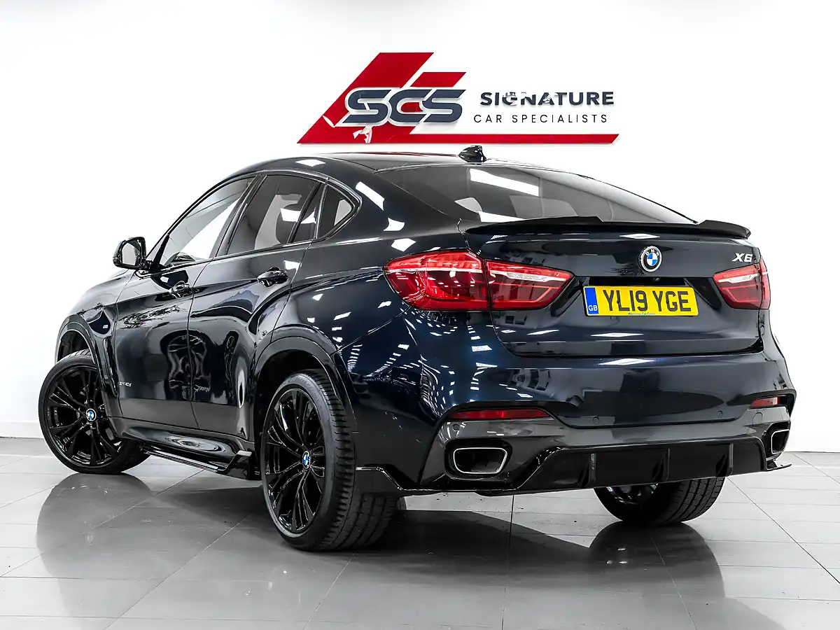 Used 2019 BMW X6 M Sport Carbon Black - Interior and Exterior details 4