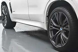 Used 2019 BMW X6 M Sport Mineral White - Interior and Exterior details 11