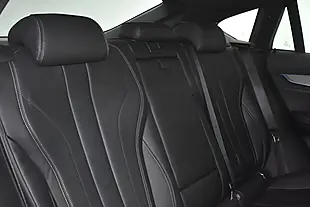 Used 2019 BMW X6 M Sport Mineral White - Interior and Exterior details 14