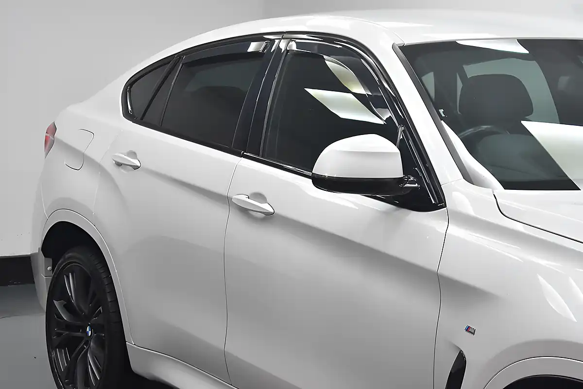 Used 2019 BMW X6 M Sport Mineral White - Interior and Exterior details 15