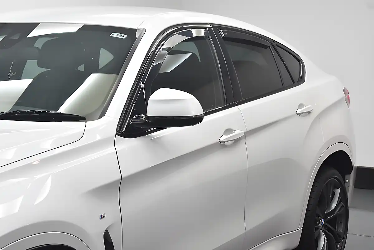 Used 2019 BMW X6 M Sport Mineral White - Interior and Exterior details 7