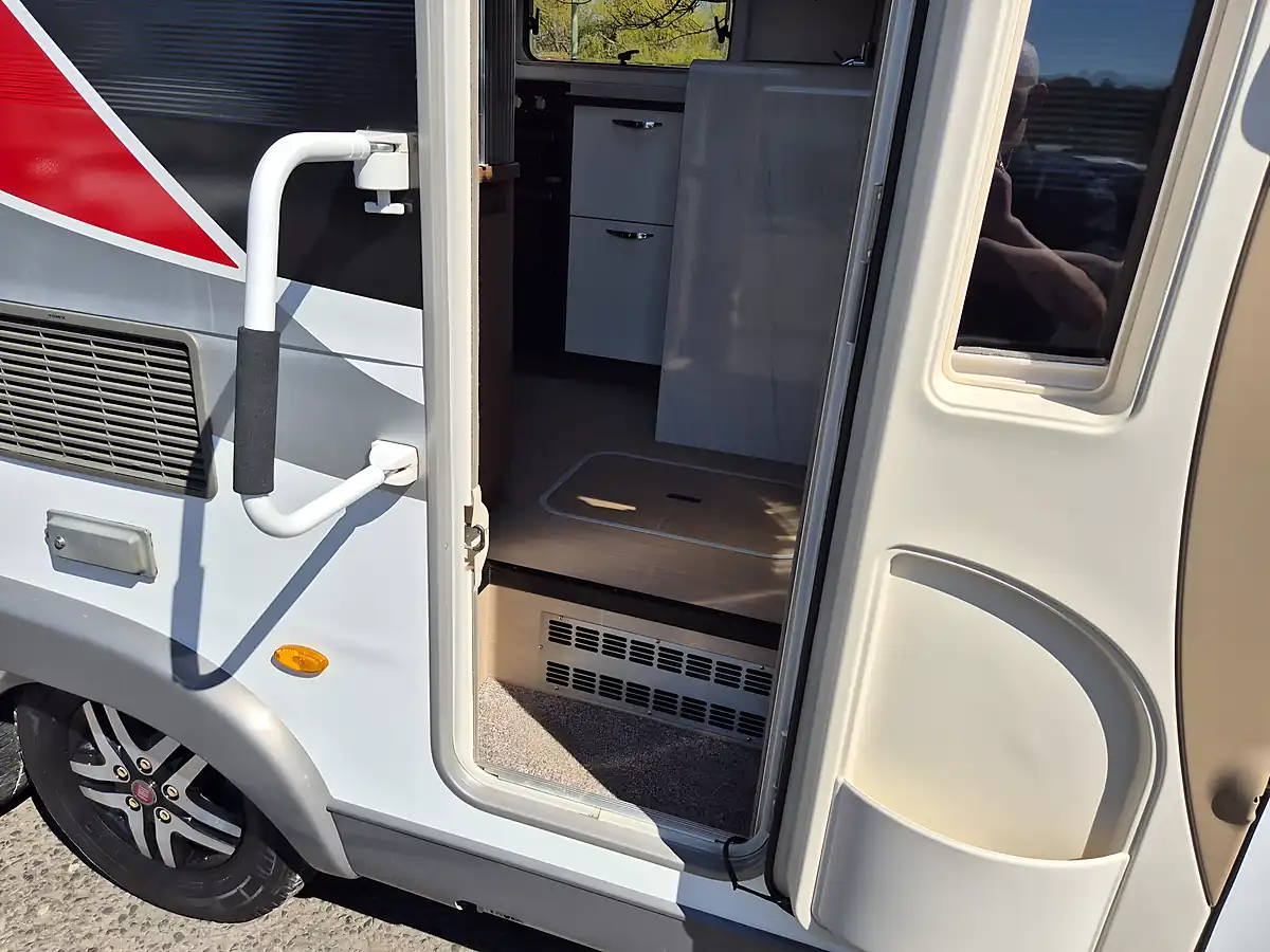 Used 2019 Bürstner Argos 747-2G - Interior and Exterior details 14