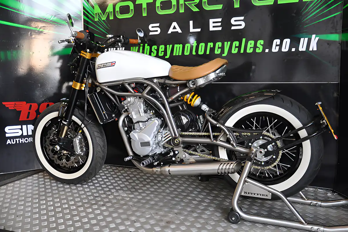 Used 2019 Ccm Spitfire Limited Edition Silver - Interior and Exterior details 6