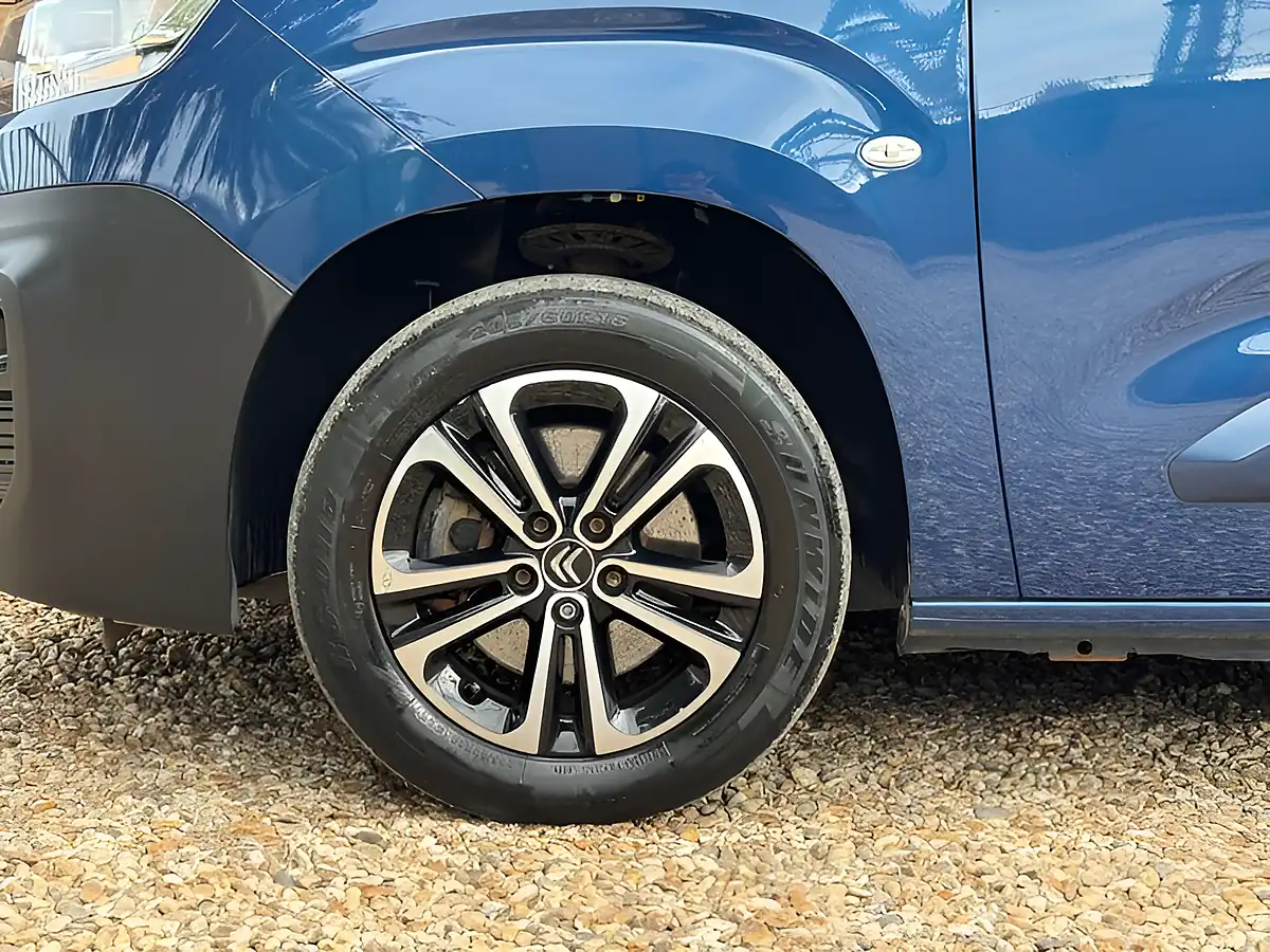 Used 2019 Citroen Berlingo 1000 Driver Blue Blue - Interior and Exterior details 11