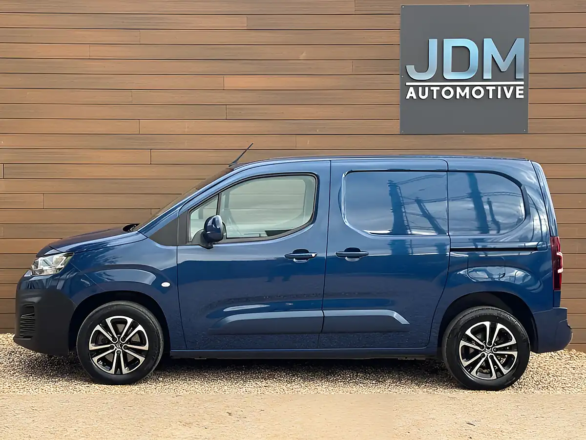 Used 2019 Citroen Berlingo 1000 Driver Blue Blue - Interior and Exterior details 7