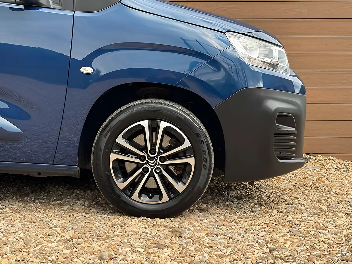 Used 2019 Citroen Berlingo 1000 Driver Blue Blue - Interior and Exterior details 9