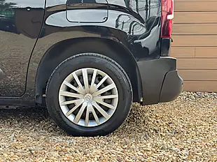 Used 2019 Citroen Berlingo 650 Enterprise Black - Interior and Exterior details 15