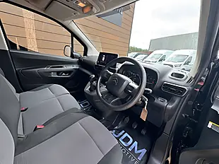 Used 2019 Citroen Berlingo 650 Enterprise Black - Interior and Exterior details 16